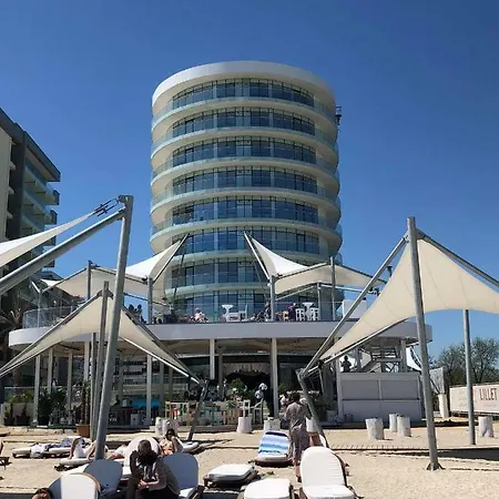 Wt - Summer Holidays * Mamaia